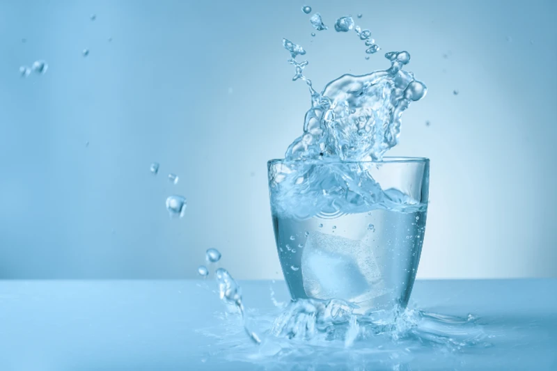 The Importance of Hydration in Workplace Wellness